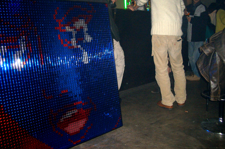 Pixelized Sentiments